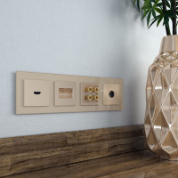 Рамка на 4 поста шампань Werkel Favorit W0041111 4690389159978 a050794 Рамка на 4 поста шампань Werkel Favorit W0041111 4690389159978 a050794