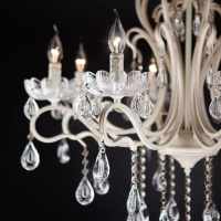 Потолочная люстра Eurosvet Etna 12205/8 белый Strotskis 00000059679