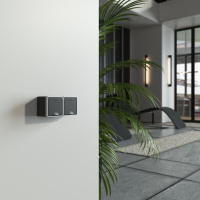 Розетка влагозащ. с зазем. с защит. крышкой и шторками Werkel Gallant (черный с серебром) W5071234 a051146