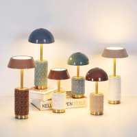 Настольная лампа светодиодная Odeon Light LULU 5453/3TL