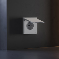 Накладка для розетки с заземлением, защитными шторками и крышкой Voltum S70 (серый) VLS000816