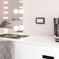 Розетка двойная влагозащищенная, с заземлением и с защитными крышками и шторками Werkel W1172213 a057289