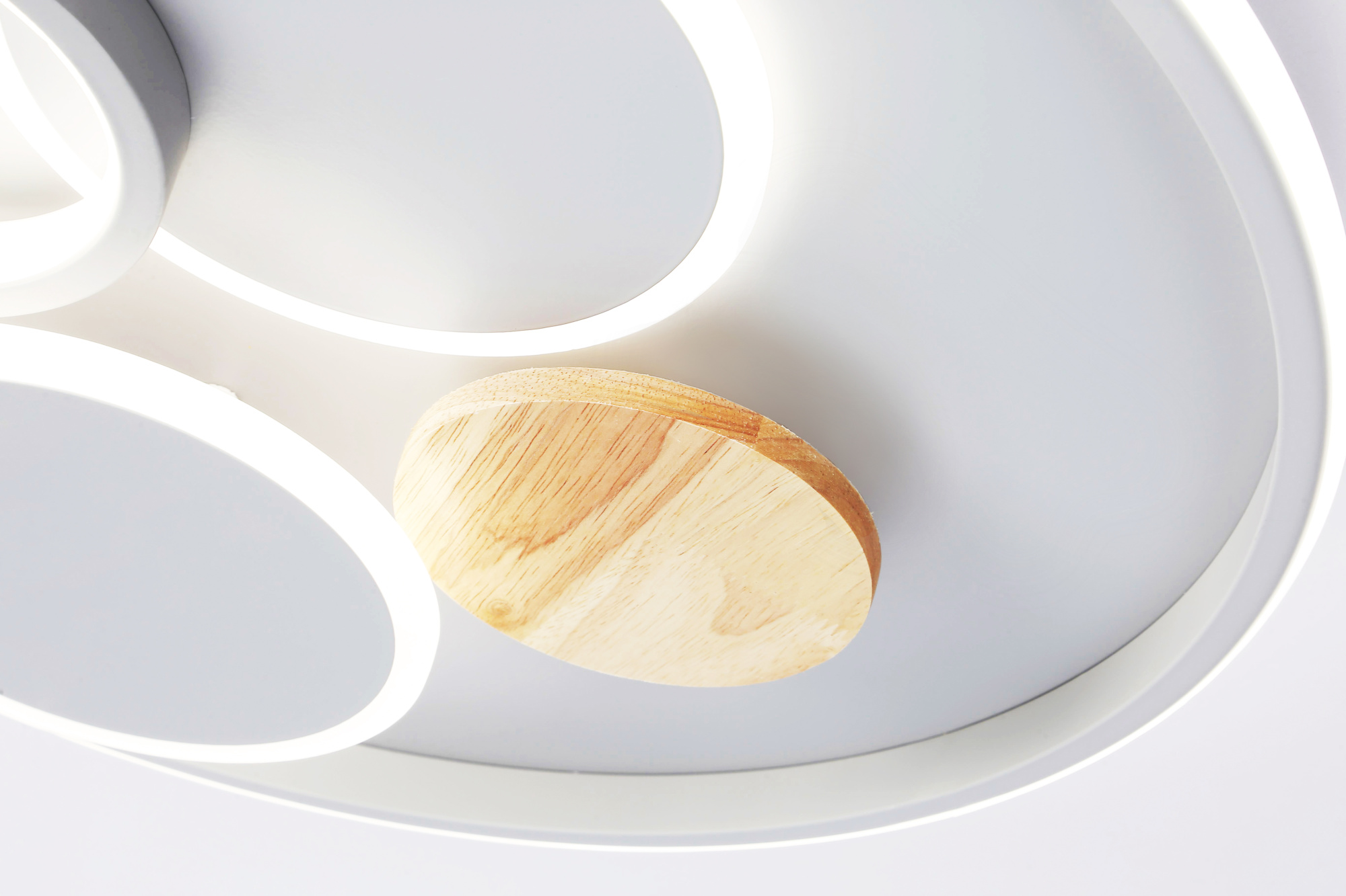 Люстра потолочная светодиодная Ambrella light COMFORT FL4803
